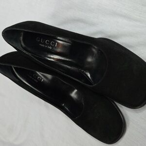 Gucci Women's Black Suede Heels 7 1/2 7.5 Square Closed Toe EUC